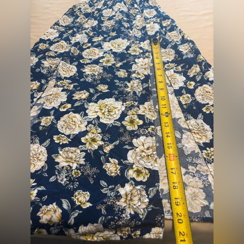 Live To Be Spoiled Women Maxi Blue Dress Sz S Floral V Neck Open Back Stretch - Picture 11 of 13